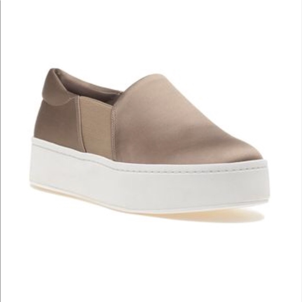 Vince Warren Slip-On Sneaker